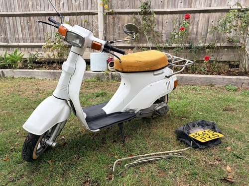Suzuki cs50 roadie scooter - cs50,